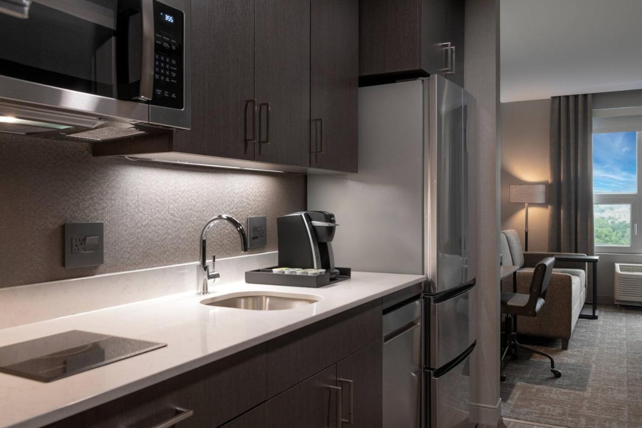 Towneplace Suites By Marriott Boston メドフォード エクステリア 写真