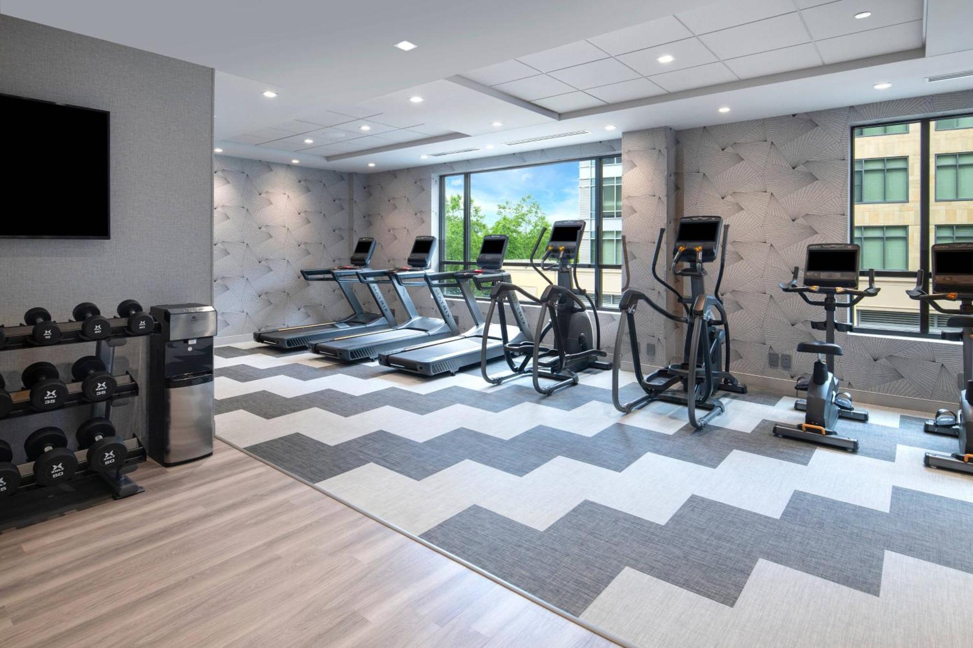 Towneplace Suites By Marriott Boston メドフォード エクステリア 写真