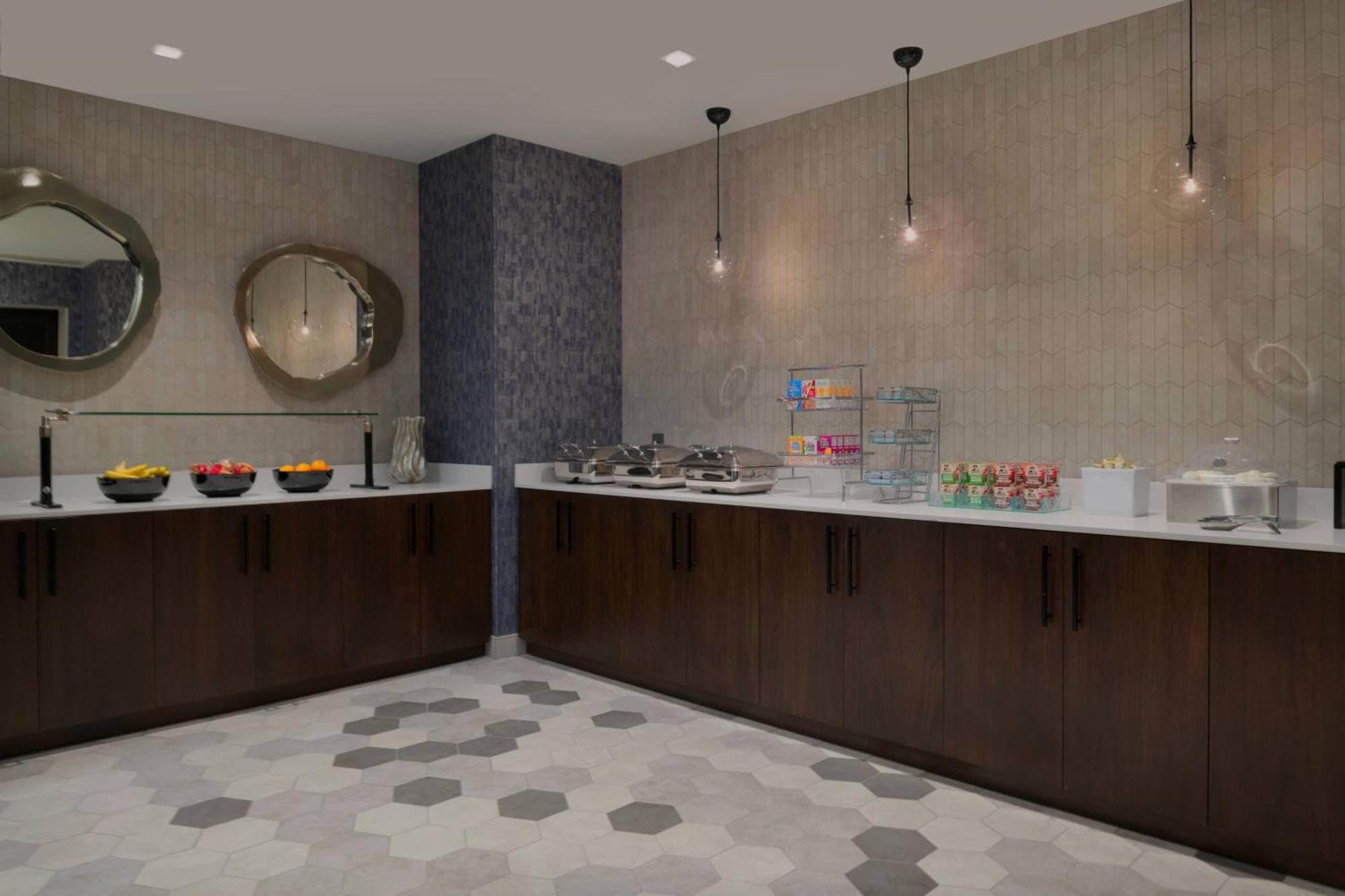 Towneplace Suites By Marriott Boston メドフォード エクステリア 写真