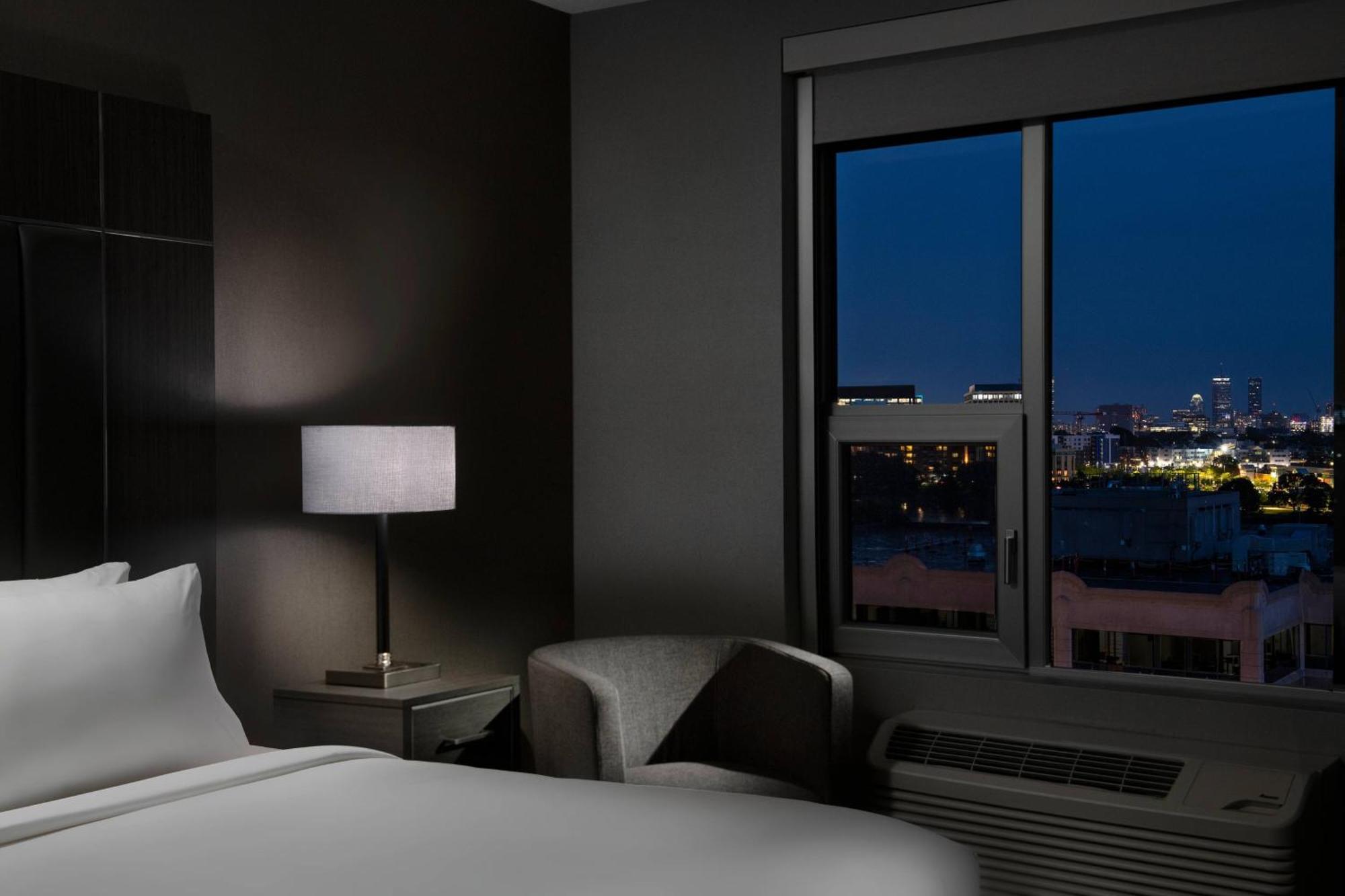 Towneplace Suites By Marriott Boston メドフォード エクステリア 写真